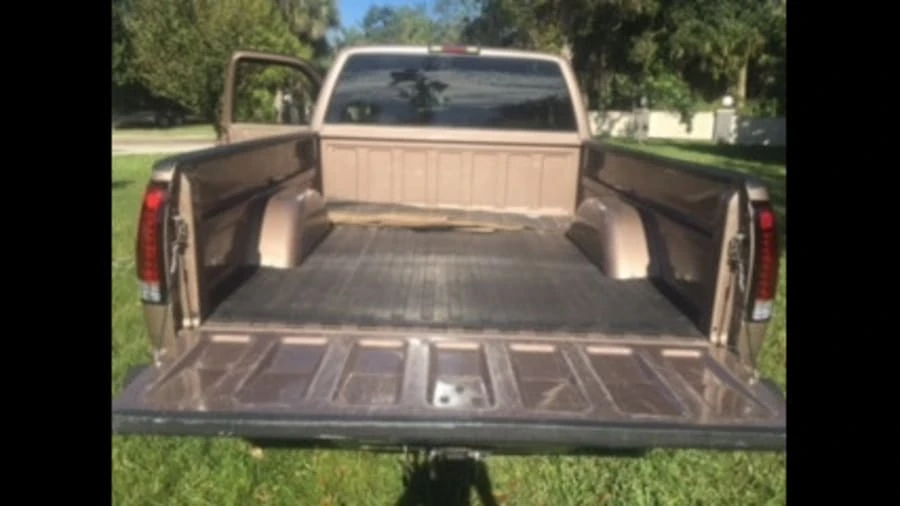1996 GMC Sierra 1st Gen - Image 10 of 10