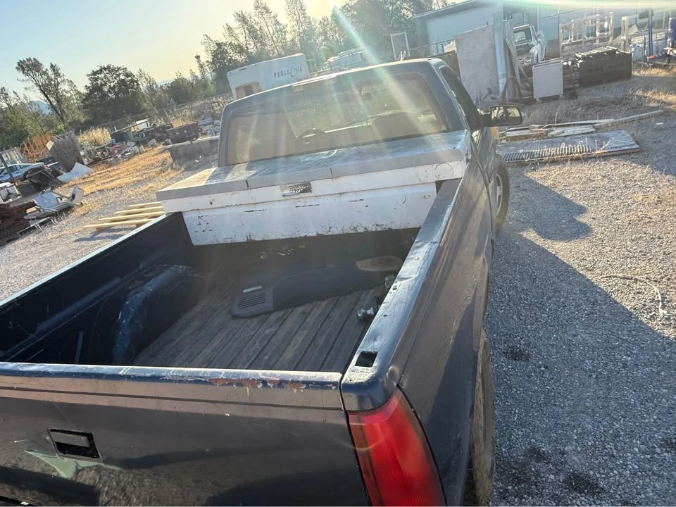 1996 GMC Sierra 1st Gen - Image 3 of 4