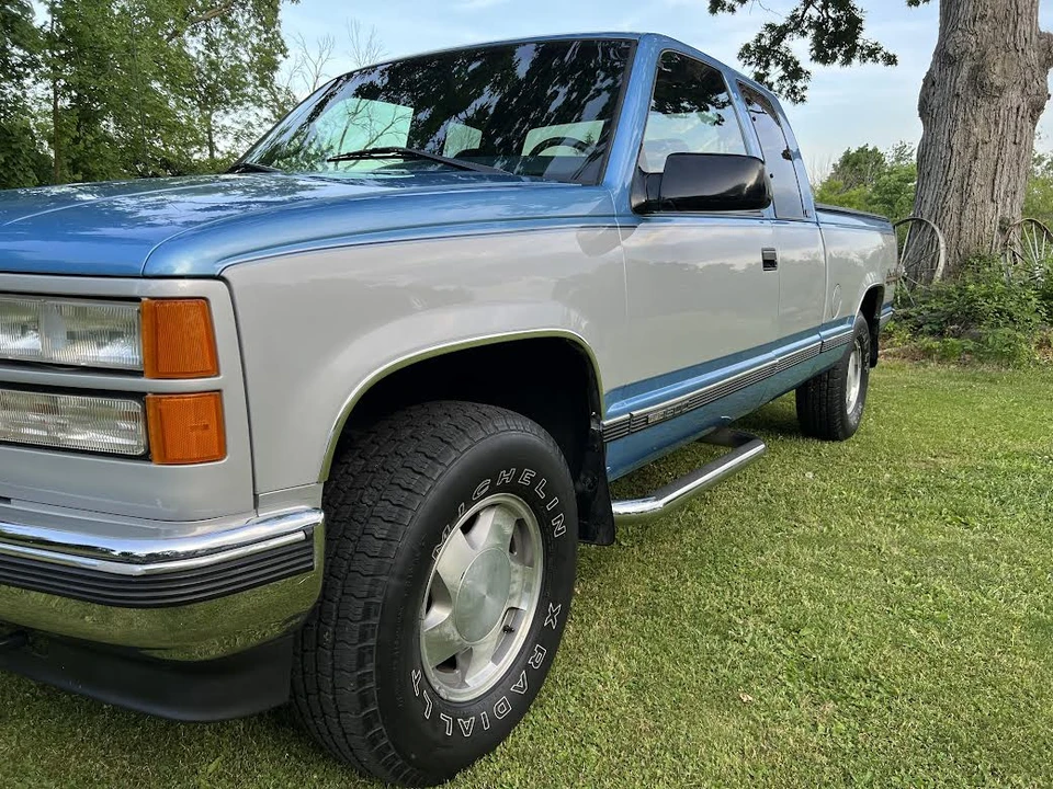 1996 GMC Sierra 1st Gen - Image 10 of 31