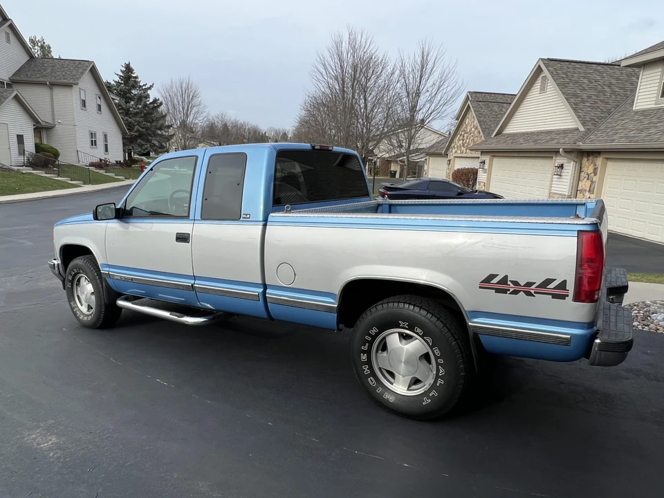 1996 GMC Sierra 1st Gen - Image 6 of 31