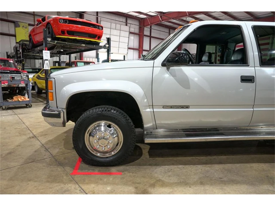 1996 GMC Sierra 1st Gen - Image 3 of 31
