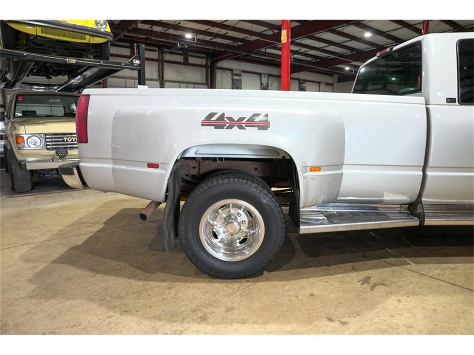 1996 GMC Sierra 1st Gen - Image 9 of 31