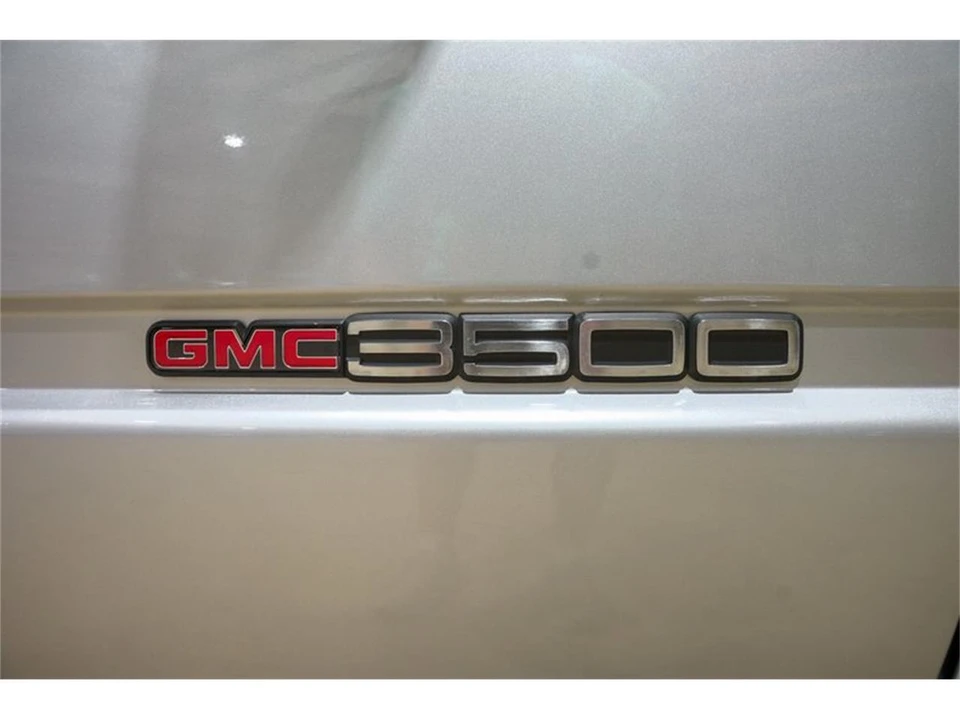1996 GMC Sierra 1st Gen - Image 29 of 31