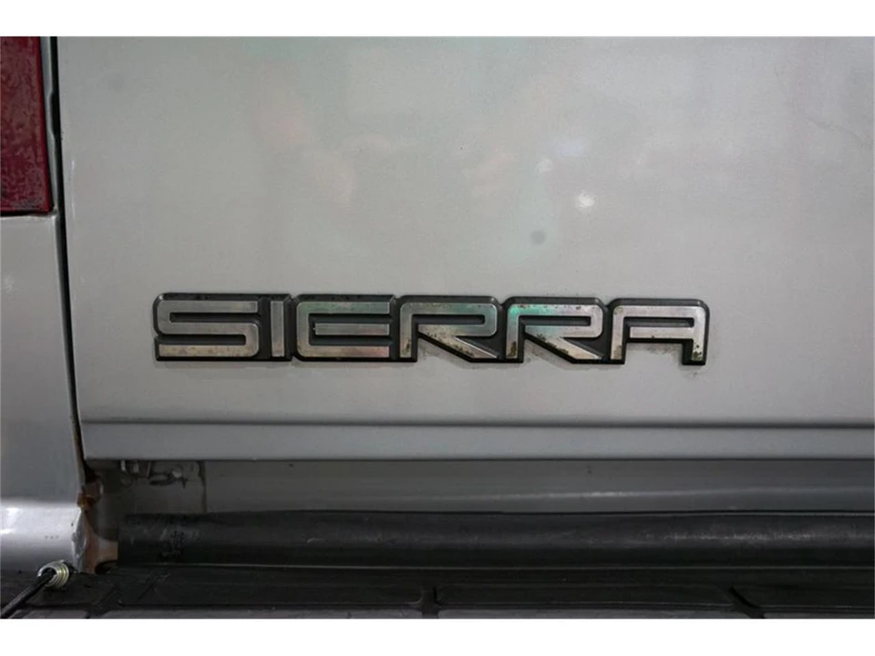 1996 GMC Sierra 1st Gen - Image 25 of 31