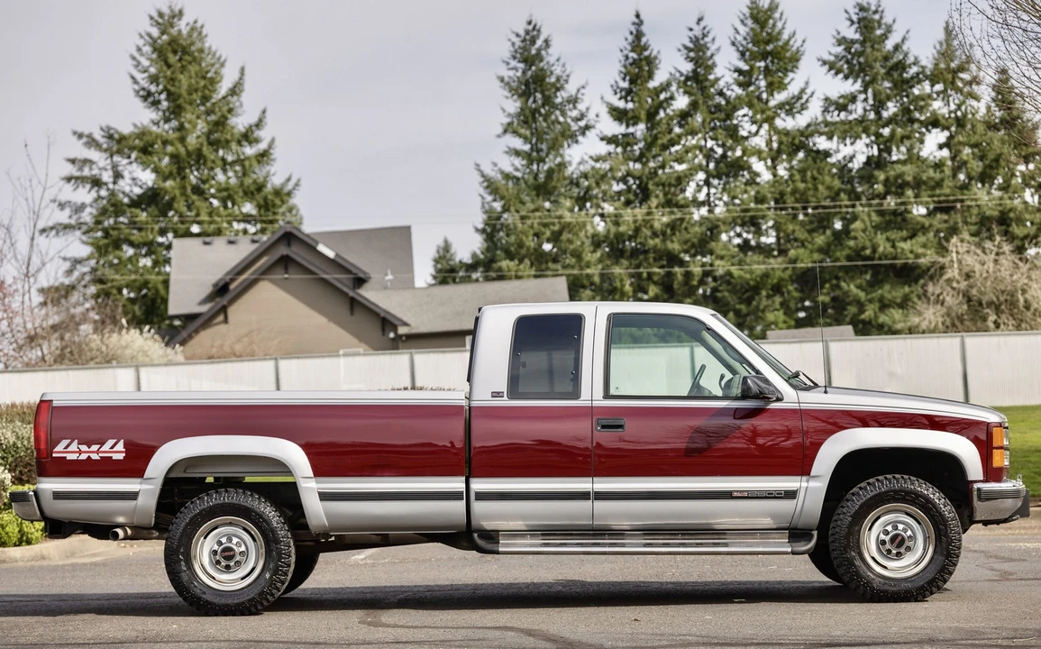1996 GMC Sierra 1st Gen - Image 10 of 13