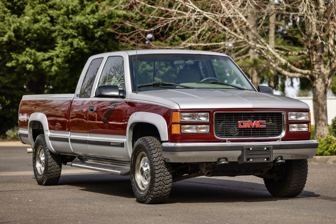 1996 GMC Sierra 1st Gen - Image 12 of 13