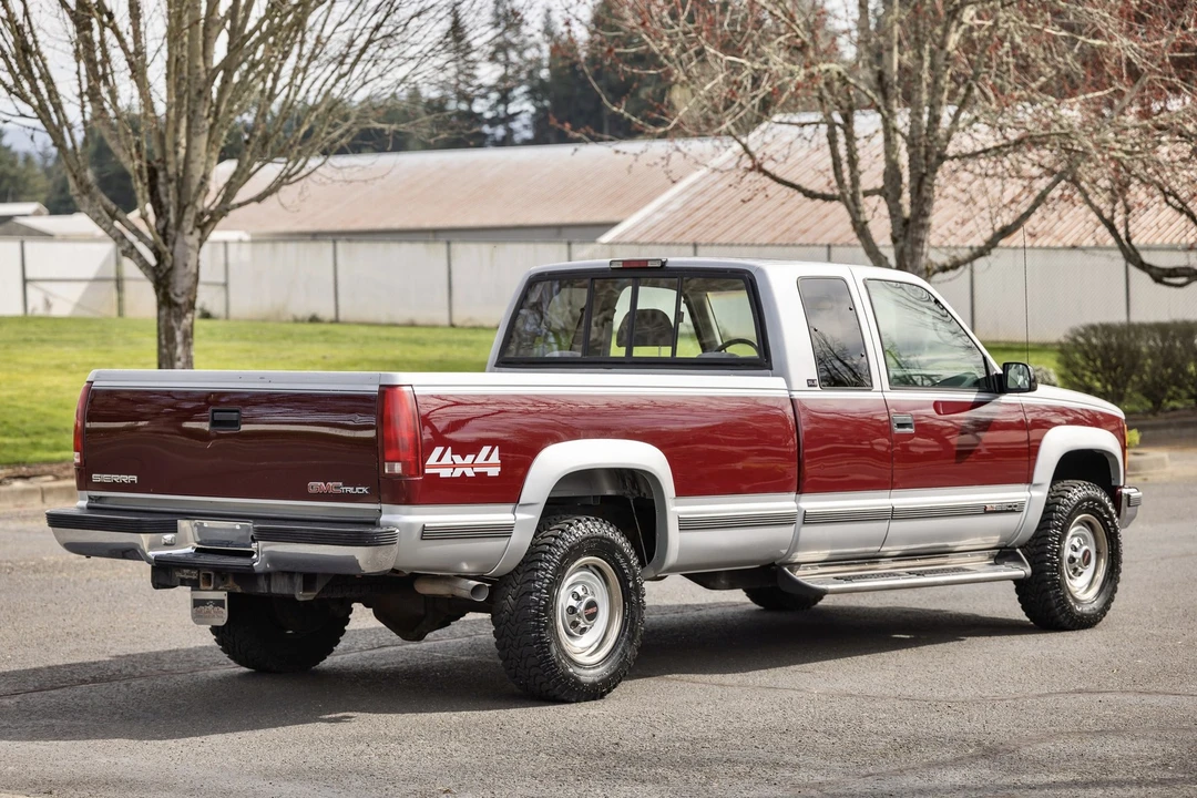 1996 GMC Sierra 1st Gen - Image 9 of 13
