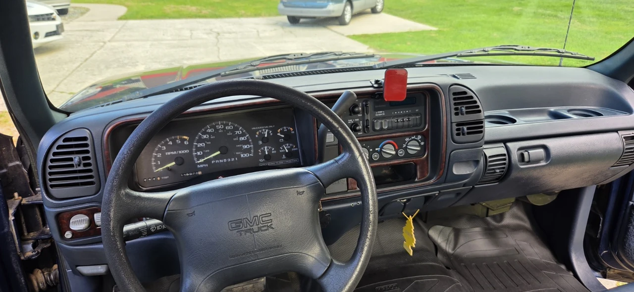 1996 GMC Sierra 1st Gen - Image 18 of 31