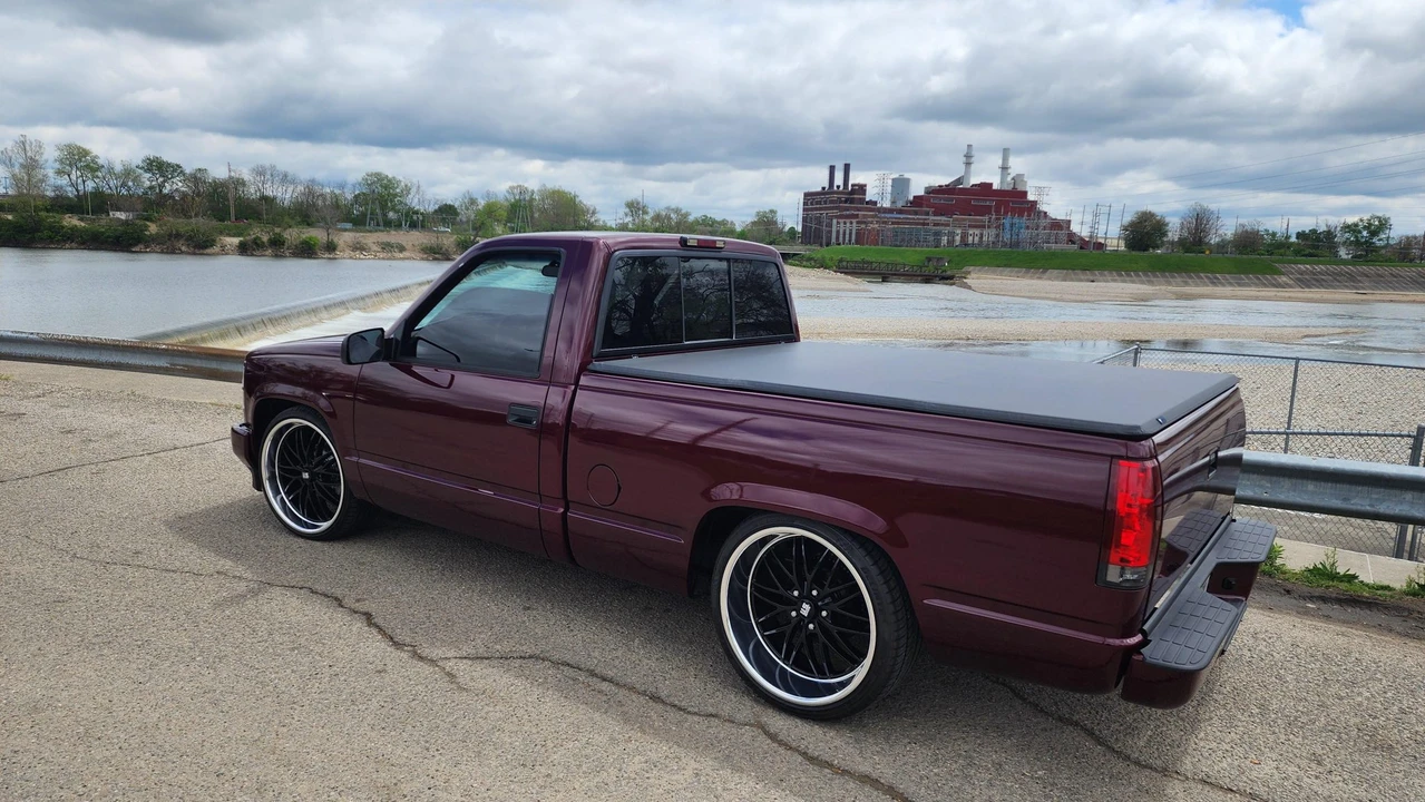 1996 GMC Sierra 1st Gen - Image 18 of 31