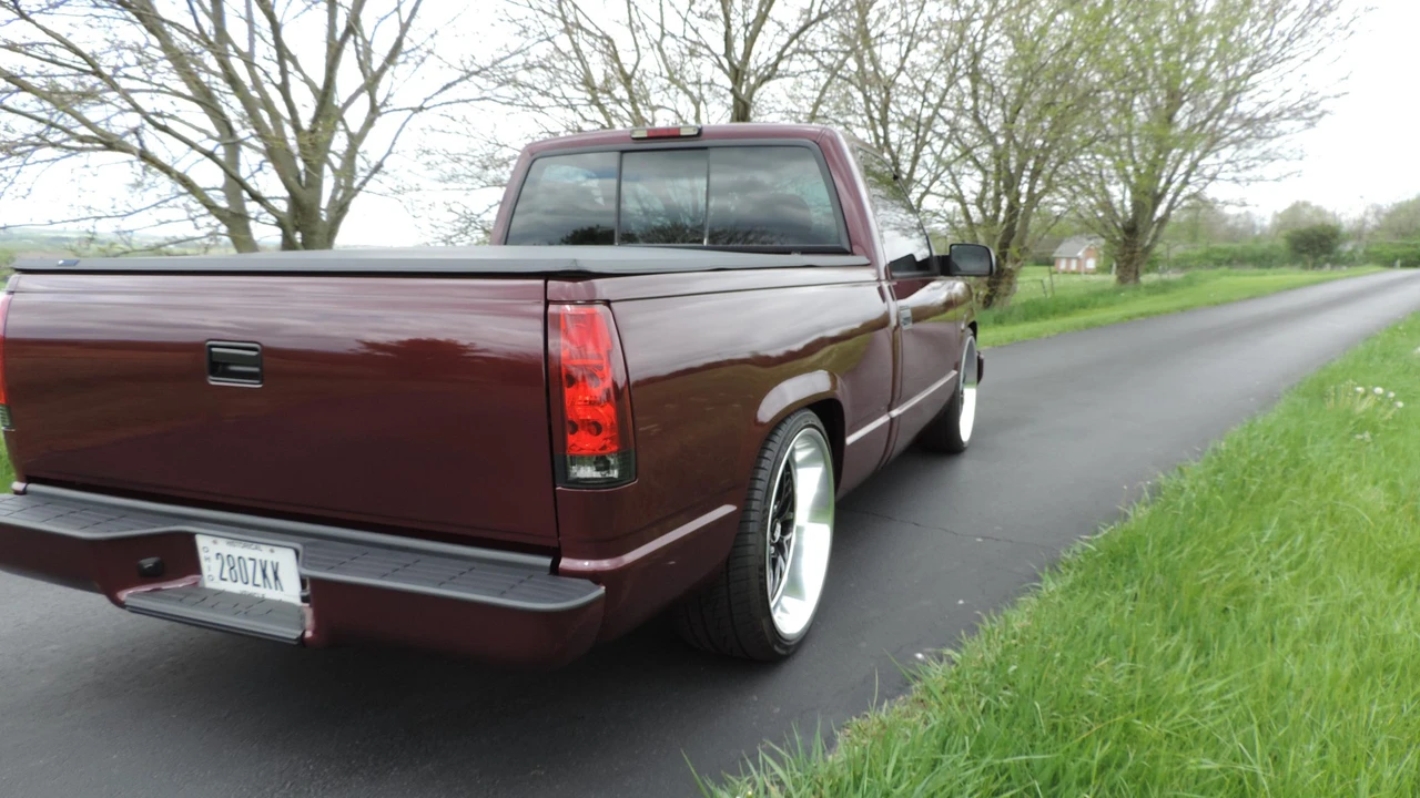 1996 GMC Sierra 1st Gen - Image 11 of 31