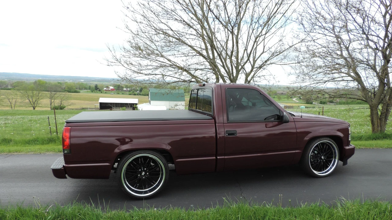1996 GMC Sierra 1st Gen - Image 9 of 31