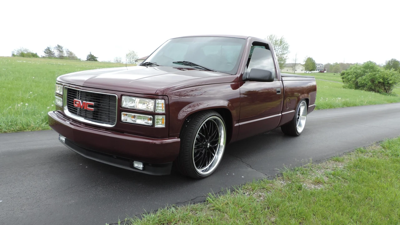 1996 GMC Sierra 1st Gen - Image 25 of 31