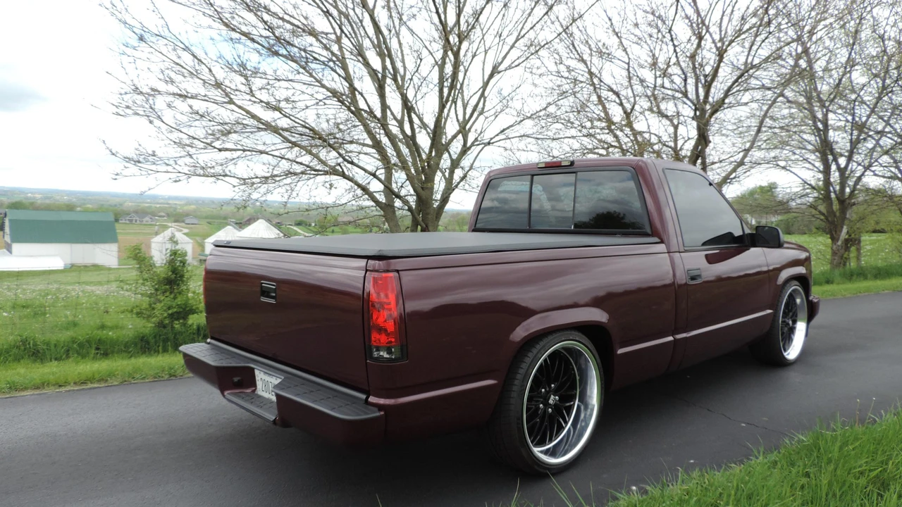 1996 GMC Sierra 1st Gen - Image 10 of 31