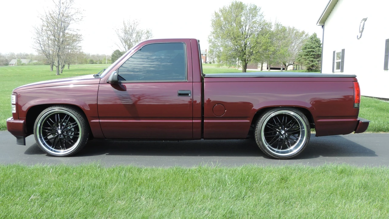 1996 GMC Sierra 1st Gen - Image 21 of 31