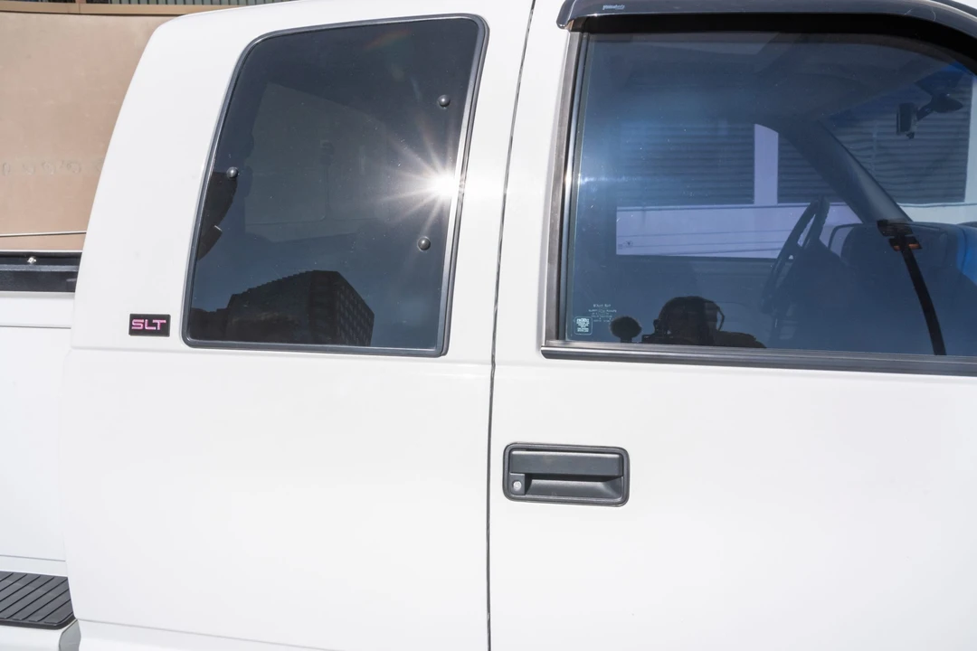 1996 GMC Sierra 1st Gen - Image 21 of 31