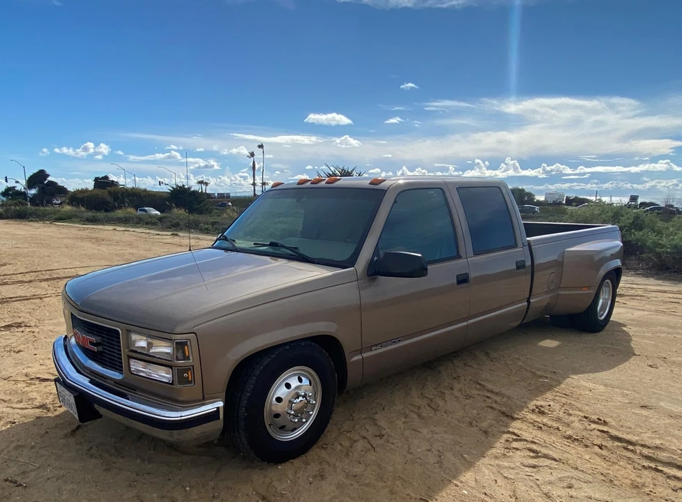 1996 GMC Sierra 1st Gen - Image 3 of 31
