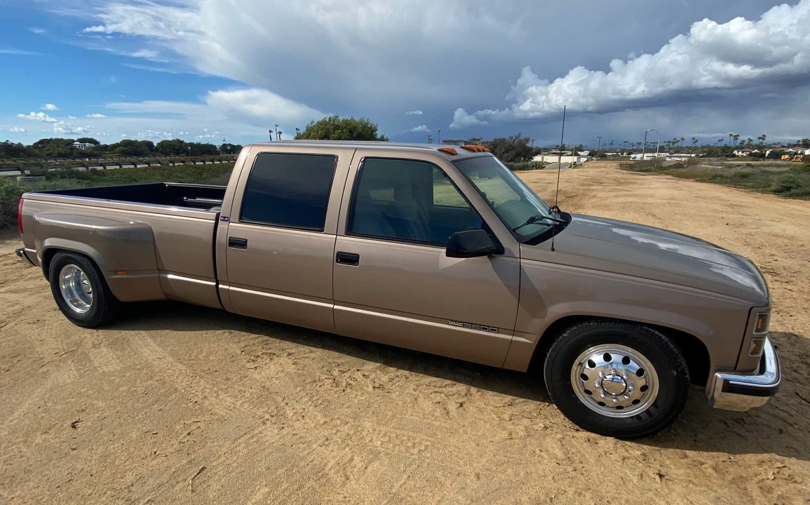 1996 GMC Sierra 1st Gen - Image 8 of 31