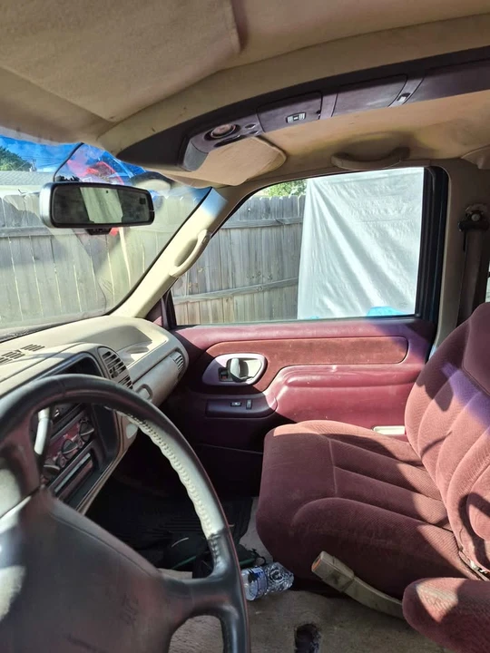 1996 GMC Sierra 1st Gen - Image 9 of 14