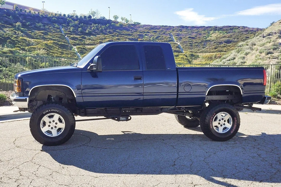 1996 GMC Sierra 1st Gen - Image 4 of 31