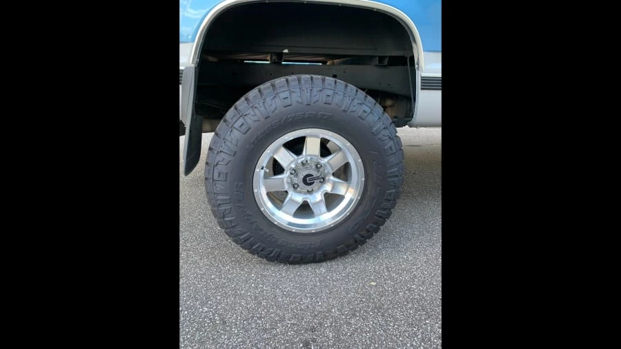 1996 GMC Sierra 1st Gen - Image 5 of 7