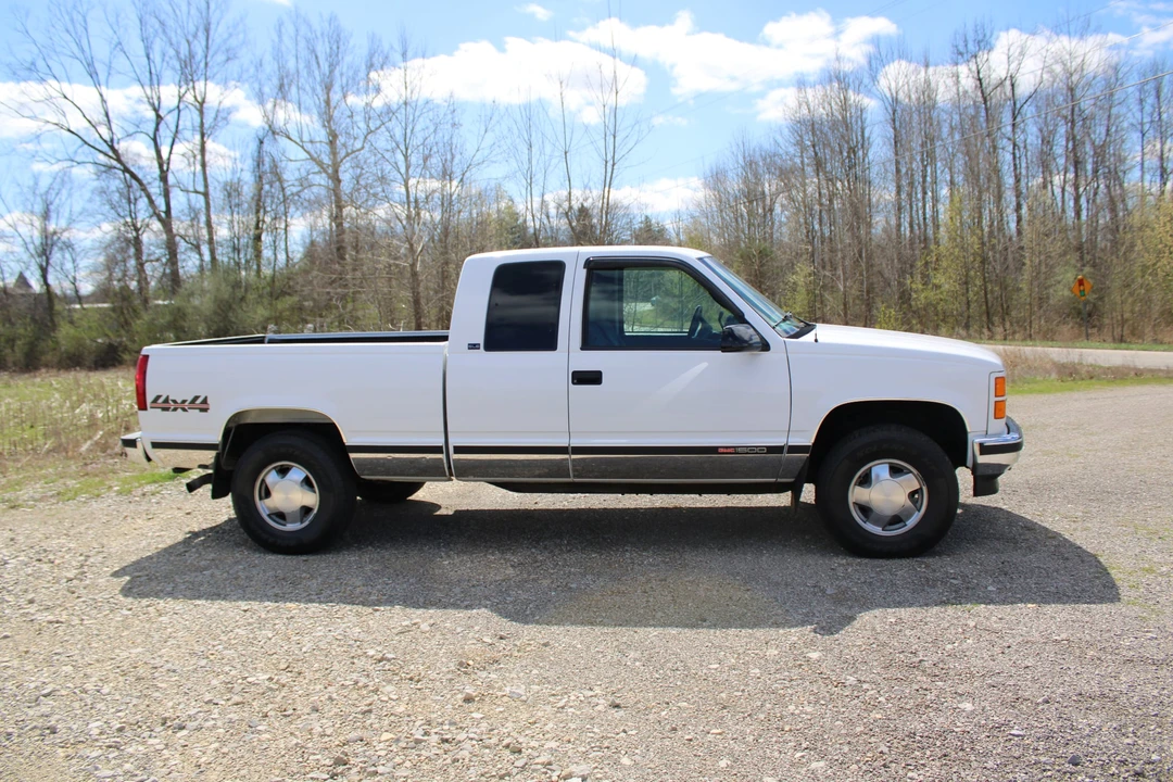 1996 GMC Sierra 1st Gen - Image 11 of 31