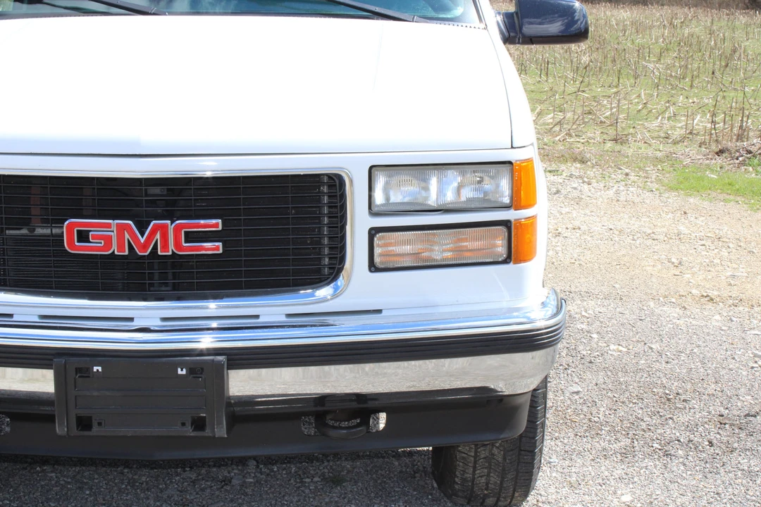 1996 GMC Sierra 1st Gen - Image 25 of 31