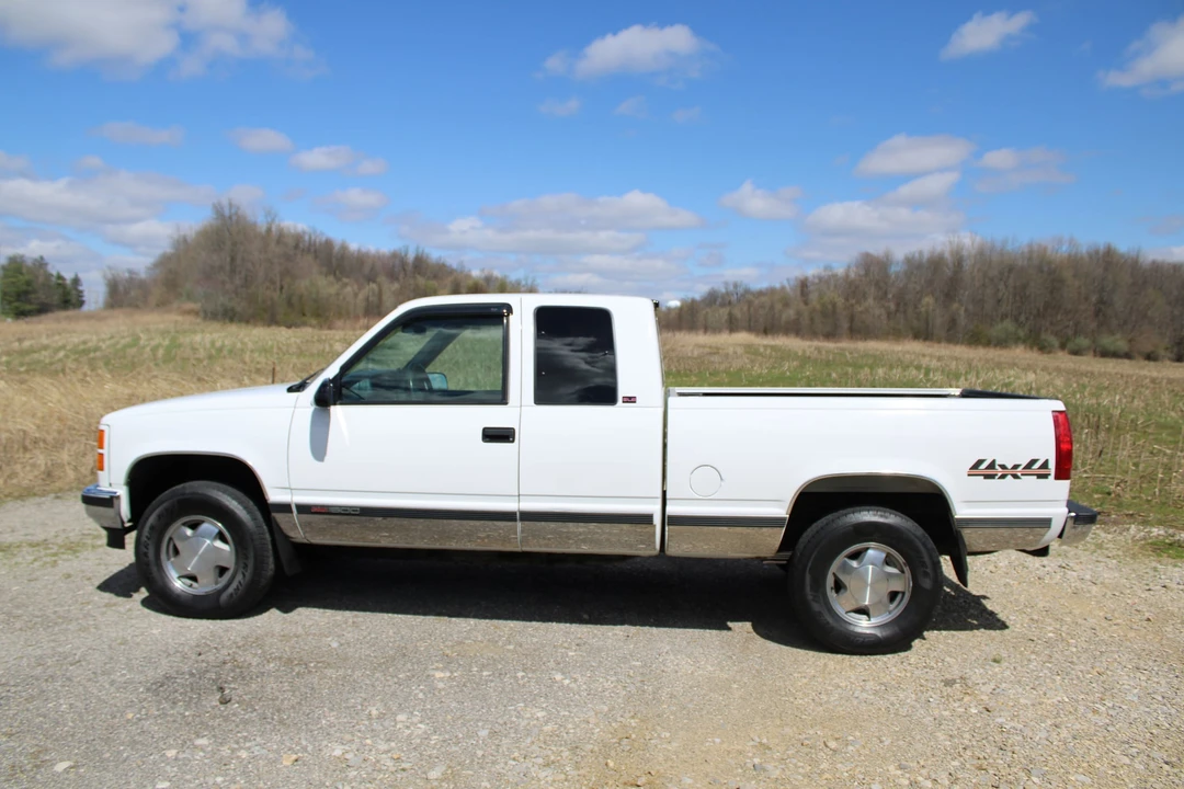 1996 GMC Sierra 1st Gen - Image 19 of 31