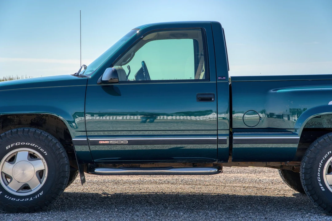 1996 GMC Sierra 1st Gen - Image 24 of 31