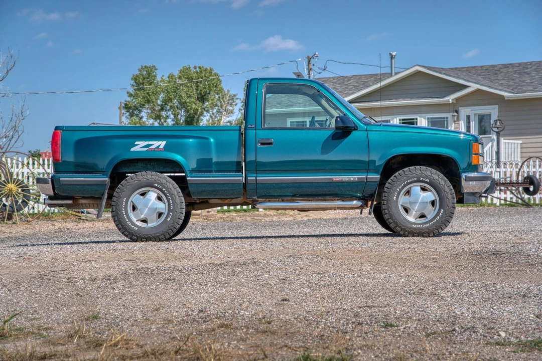 1996 GMC Sierra 1st Gen - Image 5 of 31