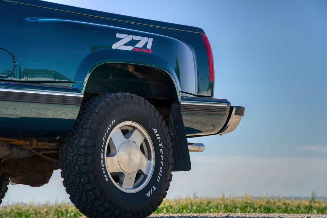 1996 GMC Sierra 1st Gen - Image 19 of 31