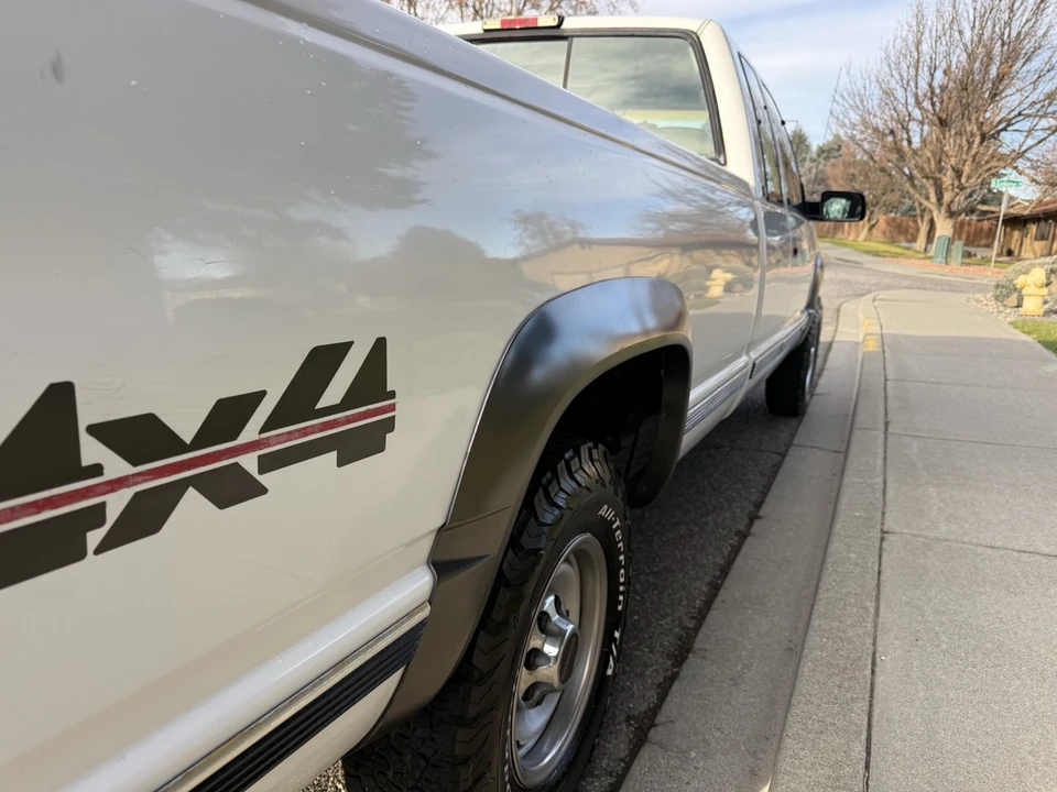 1996 GMC Sierra 1st Gen - Image 10 of 21