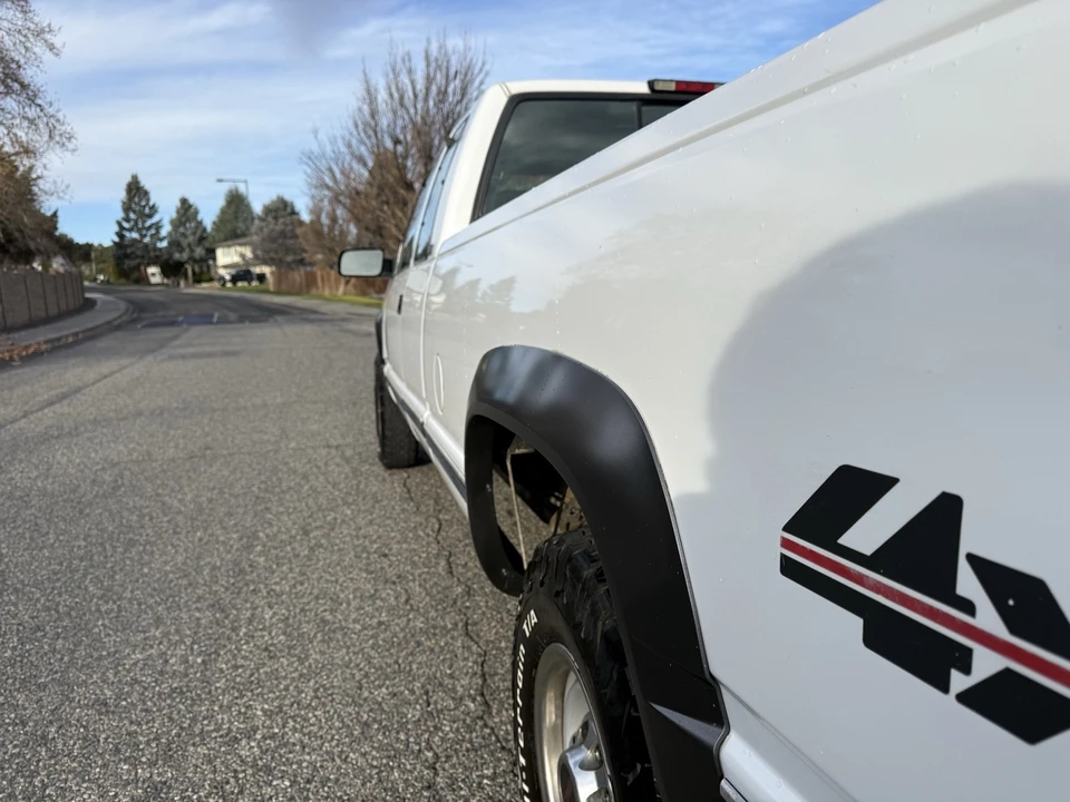1996 GMC Sierra 1st Gen - Image 11 of 21