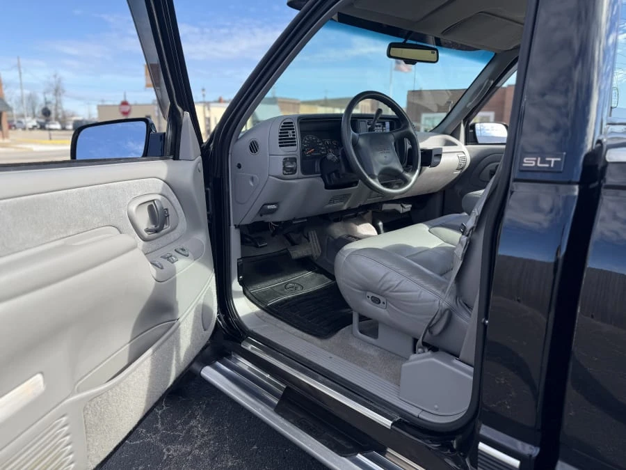 1996 GMC Sierra 1st Gen - Image 9 of 14