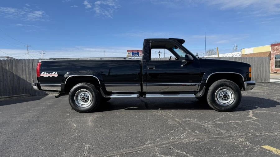 1996 GMC Sierra 1st Gen - Image 5 of 14