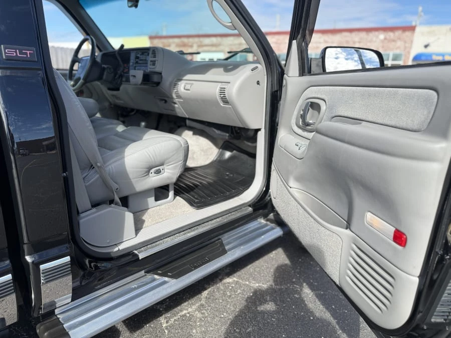 1996 GMC Sierra 1st Gen - Image 10 of 14