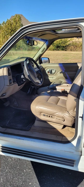 1996 GMC Sierra 1st Gen - Image 13 of 17