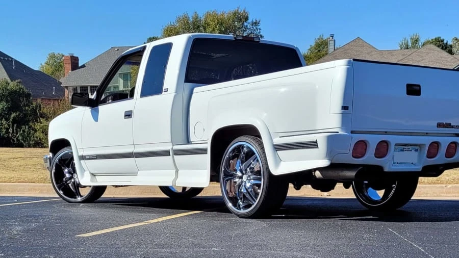 1996 GMC Sierra 1st Gen - Image 4 of 17
