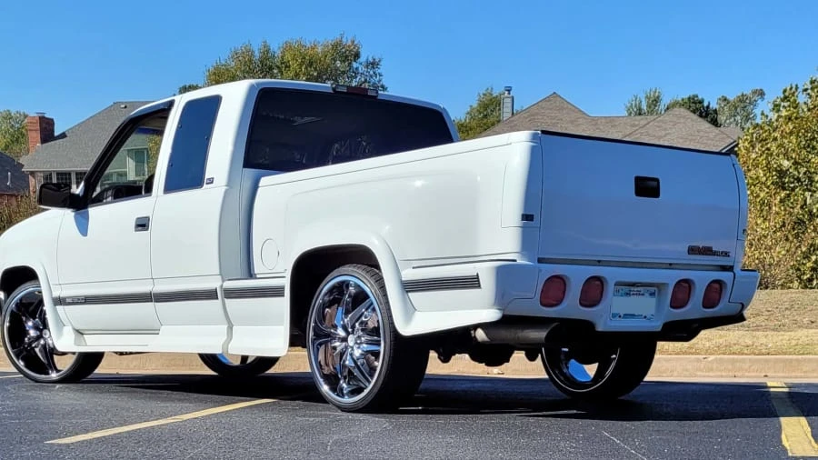 1996 GMC Sierra 1st Gen - Image 3 of 17