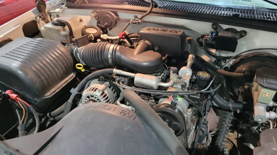 1996 GMC Sierra 1st Gen - Image 4 of 4