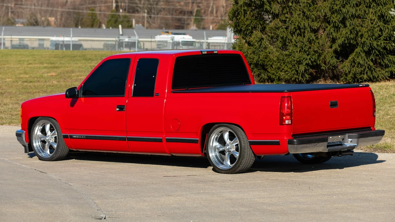 1996 GMC Sierra 1st Gen - Image 13 of 22