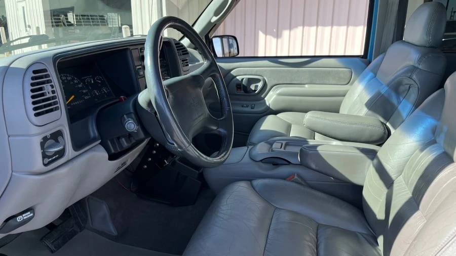 1996 GMC Sierra 1st Gen - Image 4 of 12