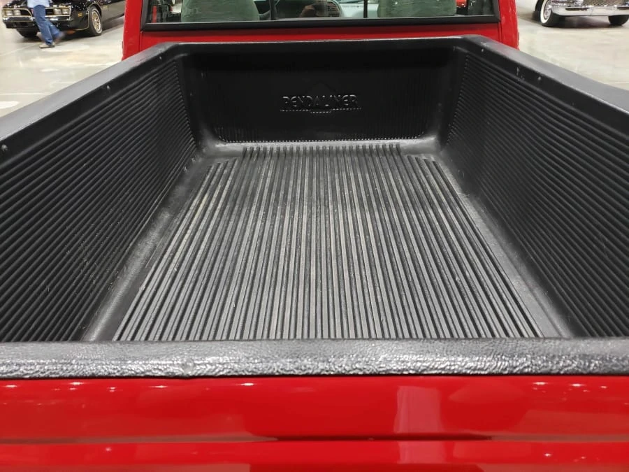 1996 GMC Sierra 1st Gen - Image 8 of 12