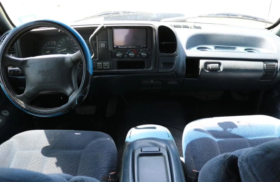 1996 GMC Sierra 1st Gen - Image 6 of 9