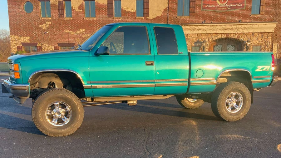 1996 GMC Sierra 1st Gen - Image 2 of 7