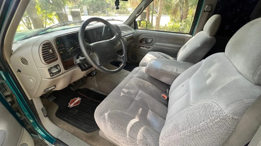 1996 GMC Sierra 1st Gen - Image 5 of 14