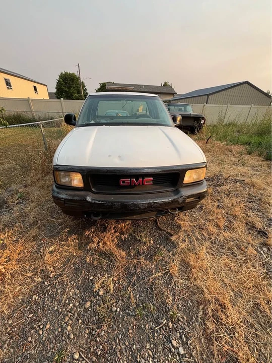 1996 GMC S-15/Sonoma - Image 2 of 8