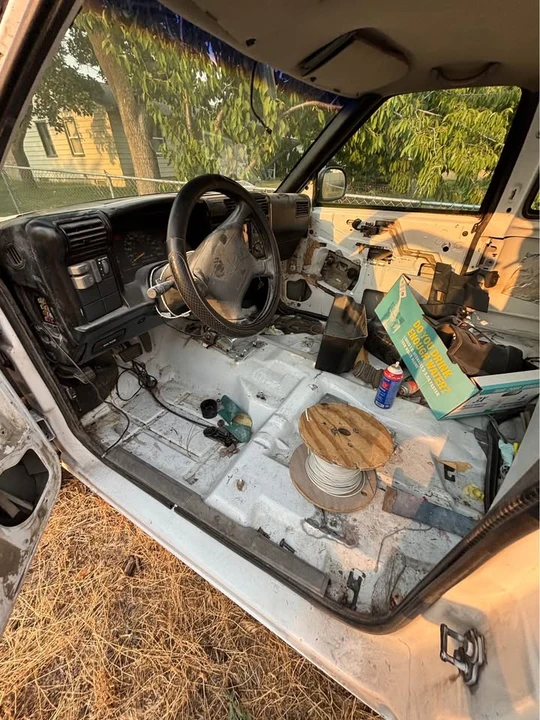 1996 GMC S-15/Sonoma - Image 7 of 8