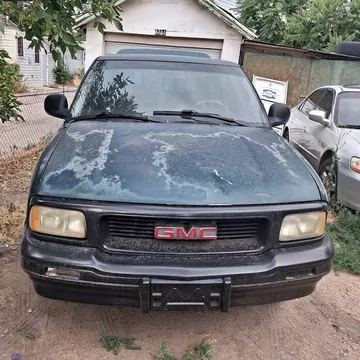 1996 GMC Sonoma SL Pickup 2D 6 ft