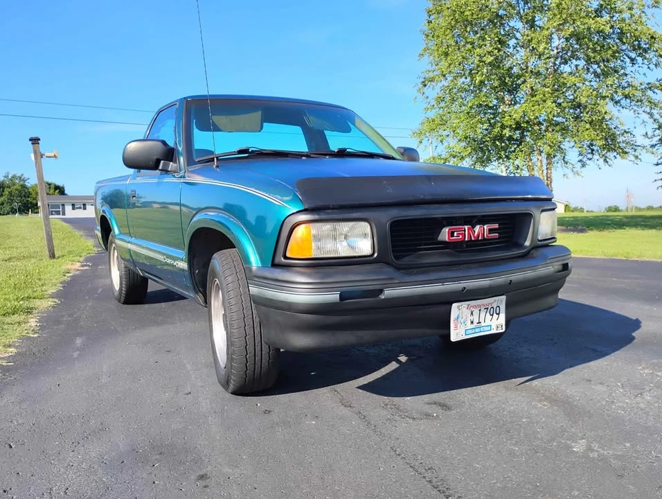 1996 GMC S-15/Sonoma - Image 2 of 18