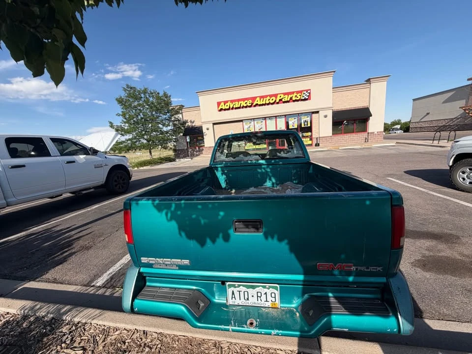 1996 GMC S-15/Sonoma - Image 8 of 12